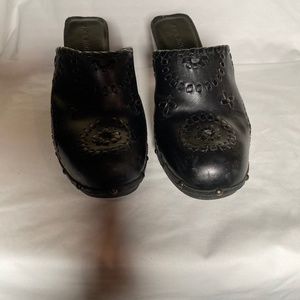 Jack Rogers Ali Whipstitched black leather clogs mules size 9